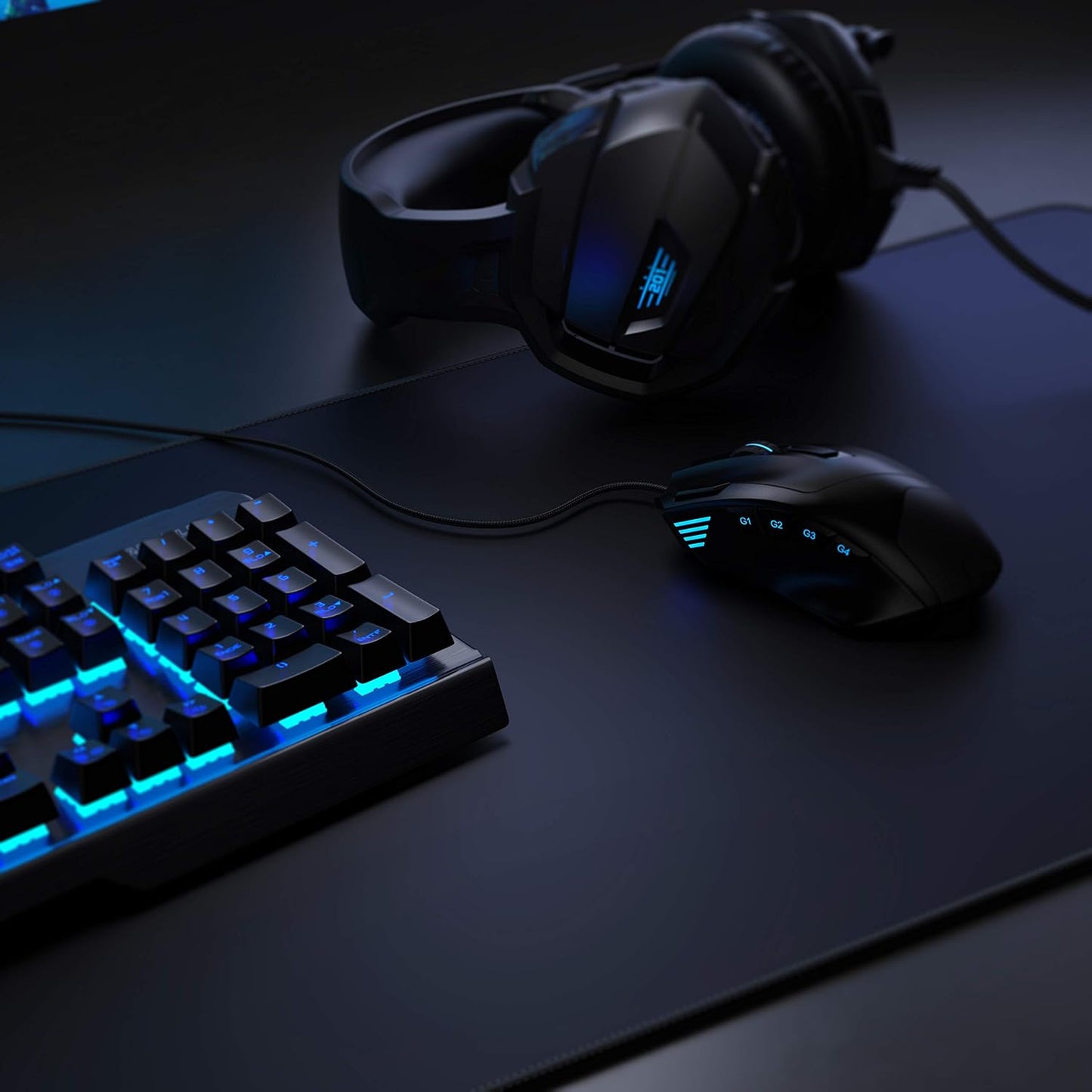 - Extra Large Gaming Mouse Mat 1200X400Mm Oversize - XXL Mouse Pad with Motif - Desk Pad XXXL Extended – for Precision and Speed - Non-Slip Rubber Base – for Mouse and Keyboard - Black