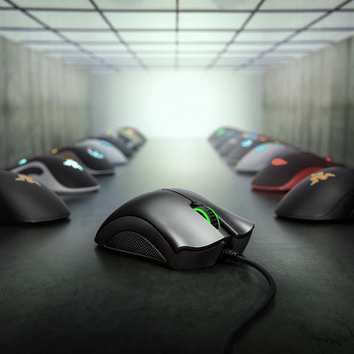 Razer Deathadder Essential (2021) - Wired Gaming Mouse (Optical Sensor, 6400 DPI, 5 Programmable Buttons, Ergonomic Form Factor) White